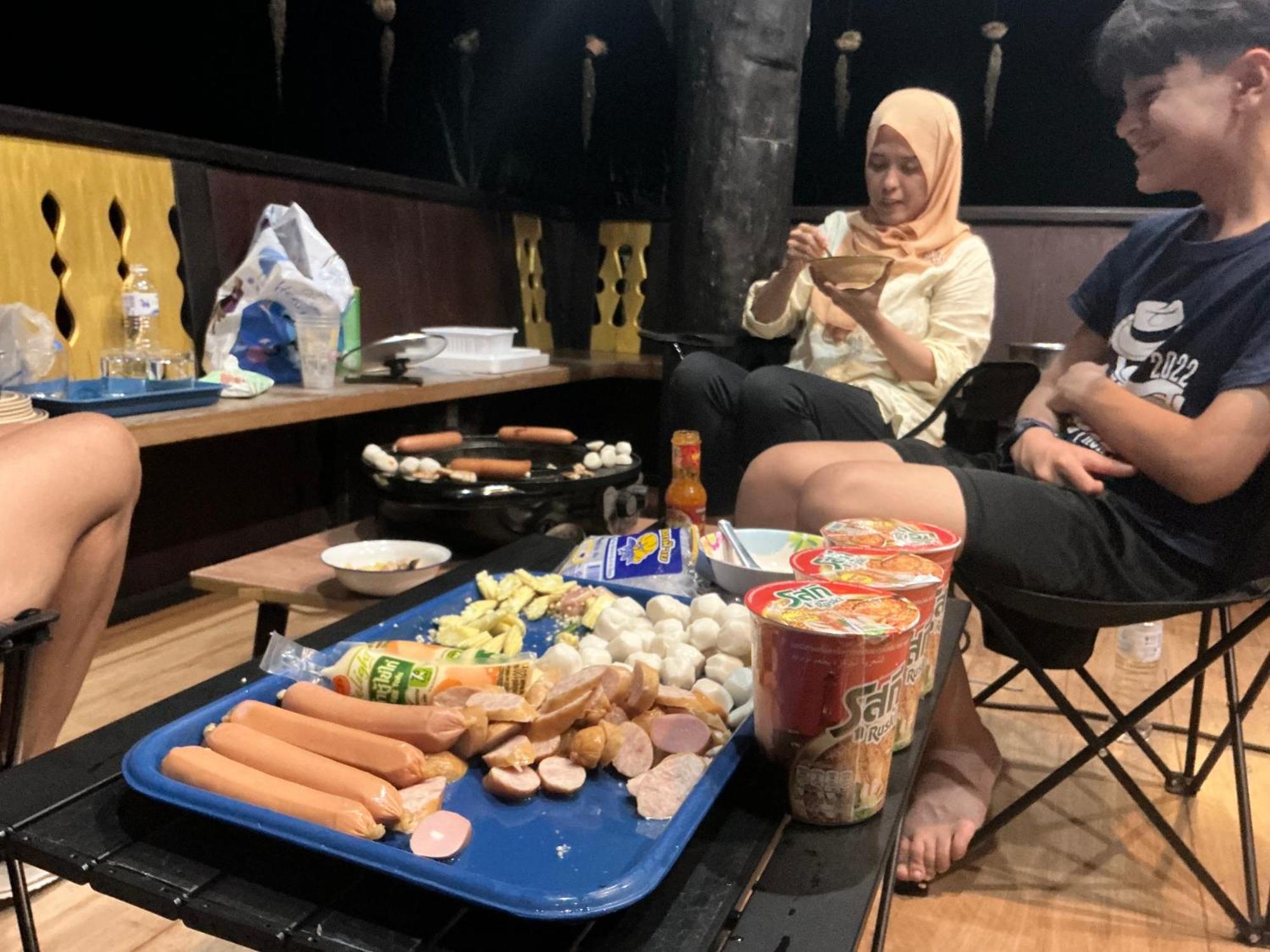 โฮมสเตย์บ้านนายสิงโตเขาคูหา Ban Khu Ha Nai Ngoại thất bức ảnh