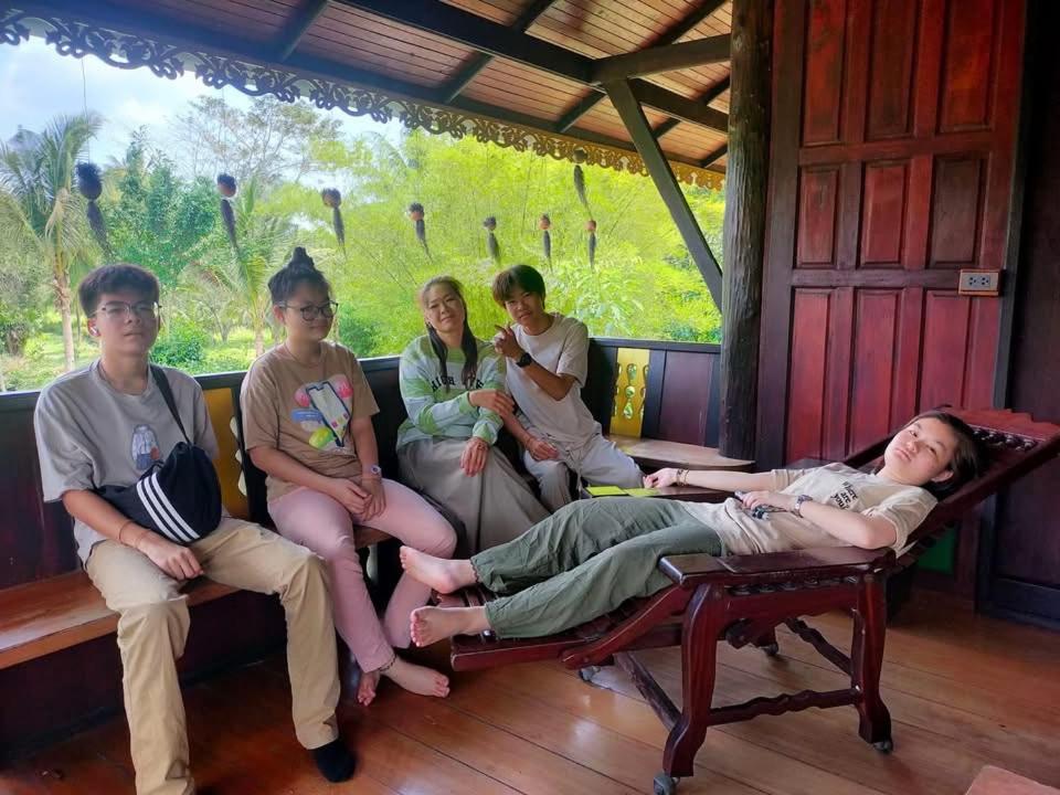โฮมสเตย์บ้านนายสิงโตเขาคูหา Ban Khu Ha Nai Ngoại thất bức ảnh