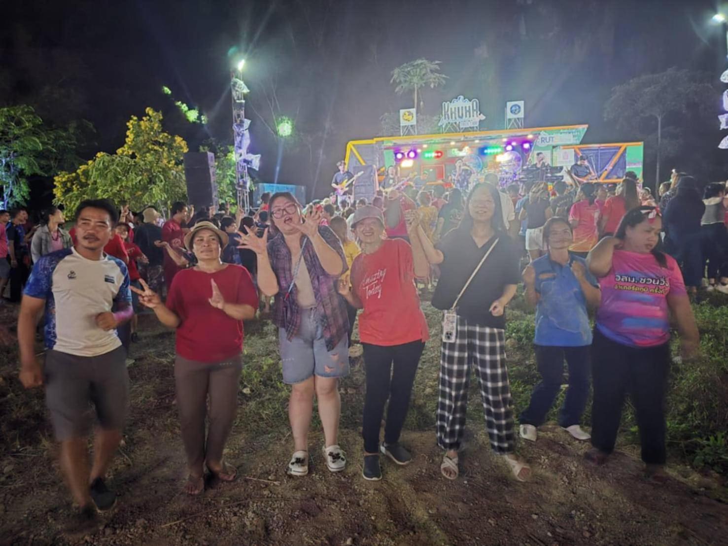 โฮมสเตย์บ้านนายสิงโตเขาคูหา Ban Khu Ha Nai Ngoại thất bức ảnh
